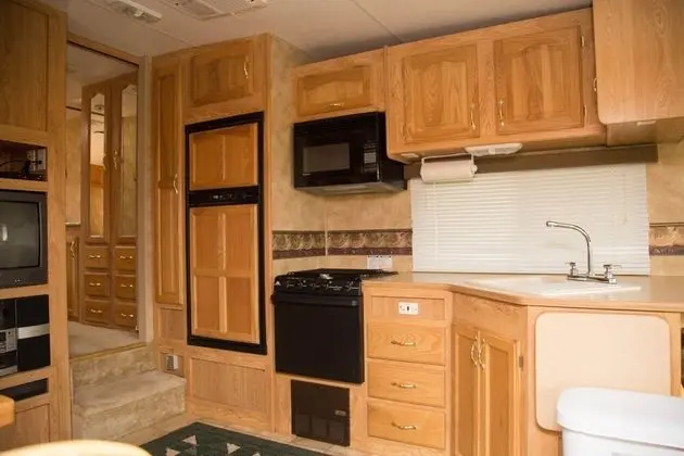 Karavan, 1 Büyük (Queen) Boy Yatak ve Çekyat