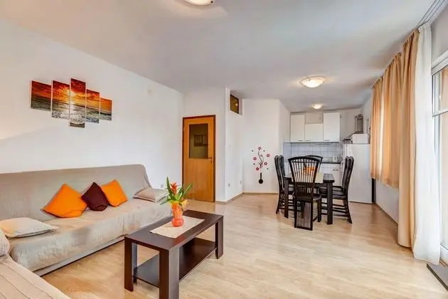 Apart Daire (Big - sea view - A1(6+2))