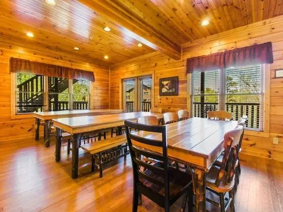 Kulübe (Big Sky Lodge II)