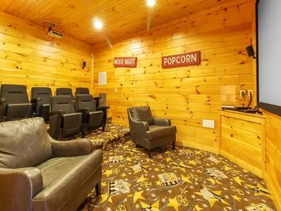 Kulübe (Big Sky Lodge II)