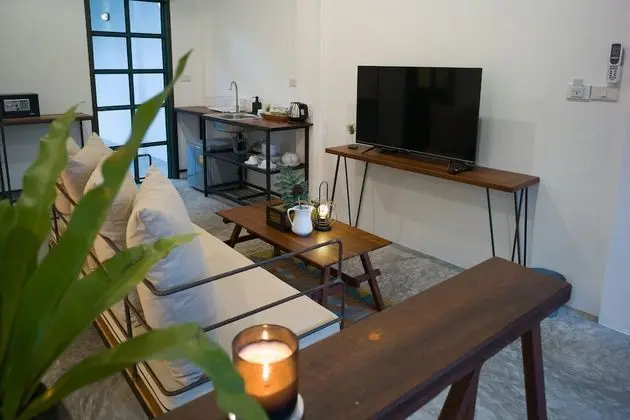 Boutique Room
