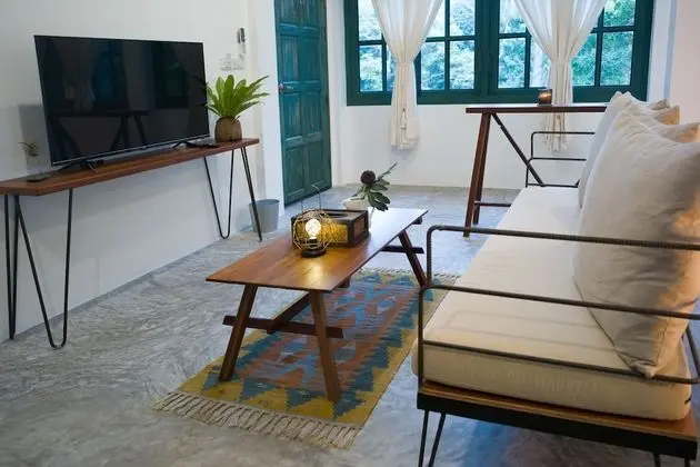 Boutique Room