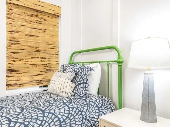 Ev, Birden Çok Yatak, Havuz Kullanımı, Havuz Manzaralı