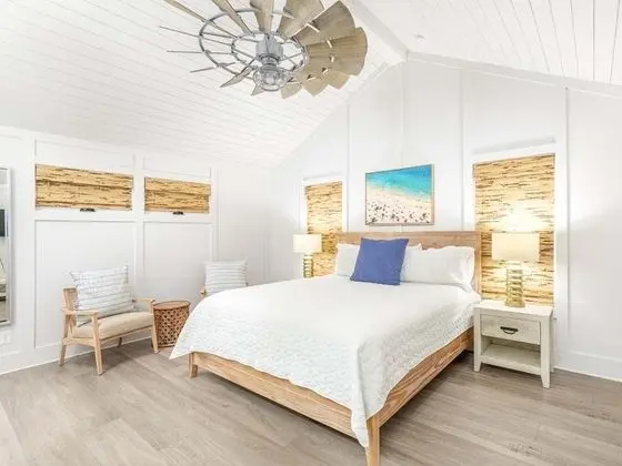 Ev, Birden Çok Yatak, Havuz Kullanımı, Havuz Manzaralı