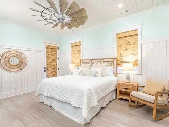 Ev, Birden Çok Yatak, Havuz Kullanımı, Havuz Manzaralı