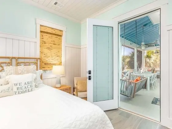 Ev, Birden Çok Yatak, Havuz Kullanımı, Havuz Manzaralı