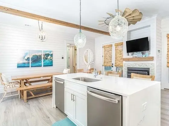 Ev, Birden Çok Yatak, Havuz Kullanımı, Havuz Manzaralı