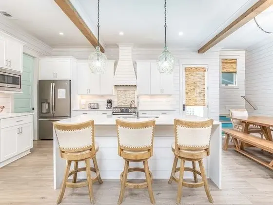 Ev, Birden Çok Yatak, Havuz Kullanımı, Havuz Manzaralı