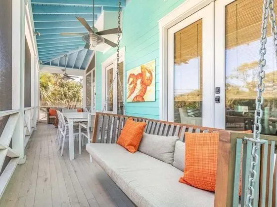 Ev, Birden Çok Yatak, Havuz Kullanımı, Havuz Manzaralı