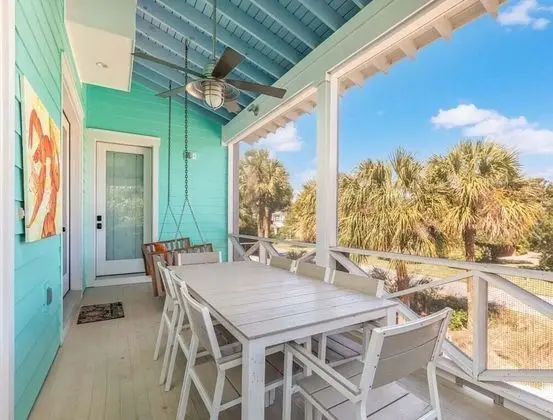 Ev, Birden Çok Yatak, Havuz Kullanımı, Havuz Manzaralı