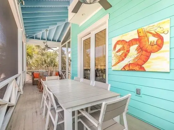 Ev, Birden Çok Yatak, Havuz Kullanımı, Havuz Manzaralı