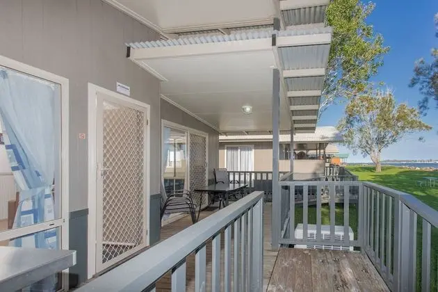 Daire (Waterfront Condo)