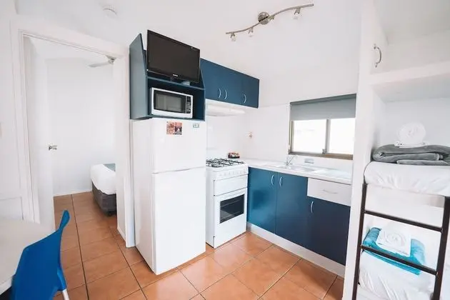 1 Bedroom Budget Cabin - Sleeps 4