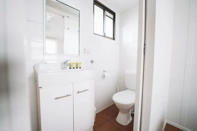 1 Bedroom Budget Cabin - Sleeps 4