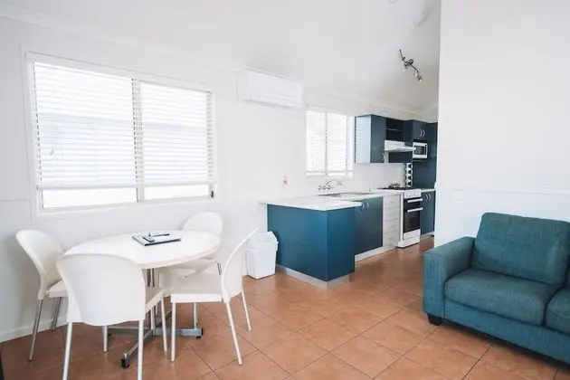 2 Bedroom Villa - Sleeps 4