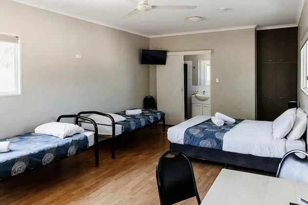 Kulübe, Banyolu/Duşlu (Sleeps 4)