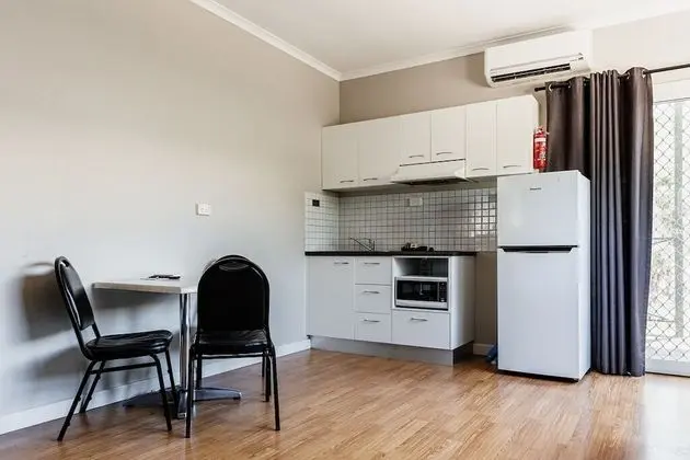 Kulübe, Banyolu/Duşlu (Sleeps 4)