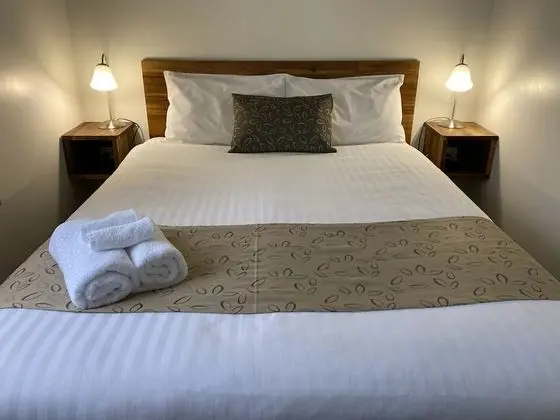 Standard Süit, 2 Yatak Odası, Sigara İçilmez, Küçük Mutfak (Ensuite Cabin)