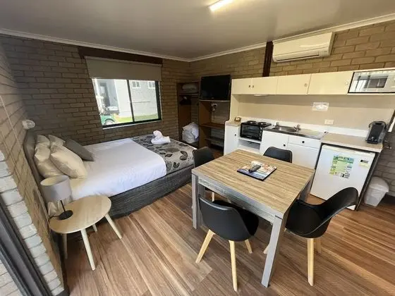 Standard Oda, Birden Çok Yatak, Sigara İçilmez, Mutfak (Apartment 2 Room 5 Berth)