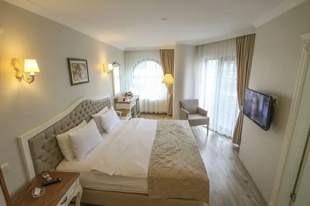 Standard Tek Büyük veya İki Ayrı Yataklı Oda