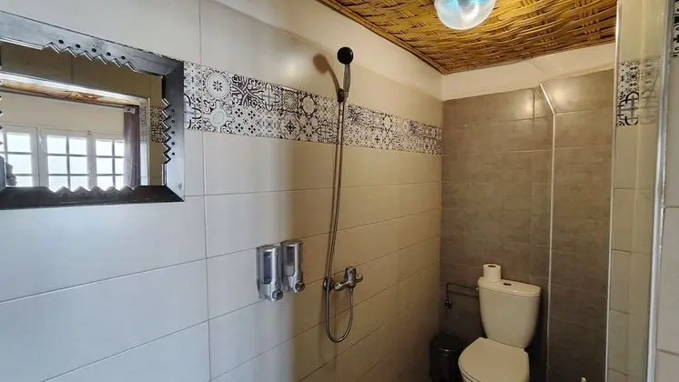 Tek Büyük veya İki Ayrı Yataklı Oda, Özel Banyo