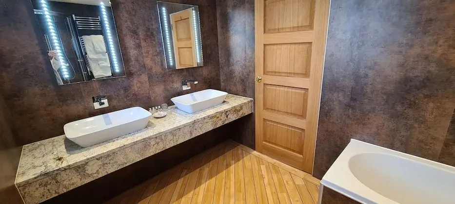 Courtyard - Double/Twin (Pet Friendly)