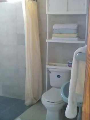 Private Studio Apartment, Beach View (5)