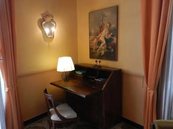 Deluxe Tek Büyük Yataklı Oda (San Giorgio)