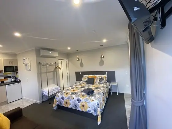 Deluxe Stüdyo