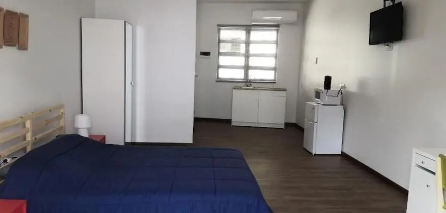 Basic Tek Büyük Yataklı Oda