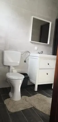 Basic Tek Büyük Yataklı Oda