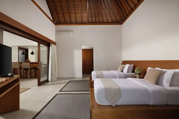 Nine Bedroom Villa