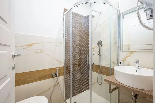 Tek Büyük Yataklı Oda, Özel Banyo