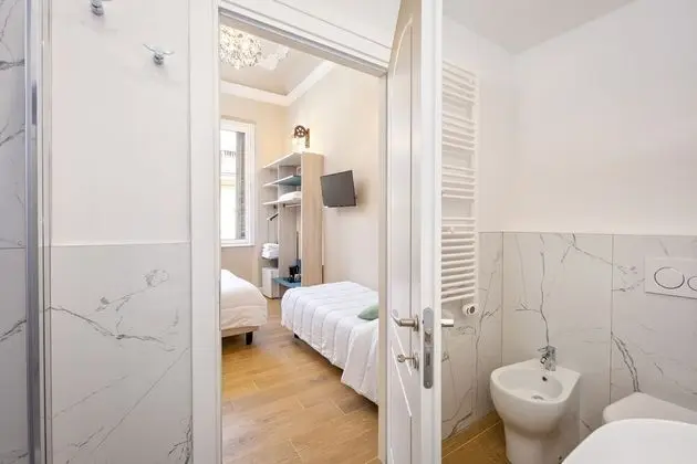 Üç Kişilik Oda, Özel Banyo