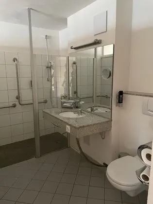 Classic Tek Büyük Yataklı Oda