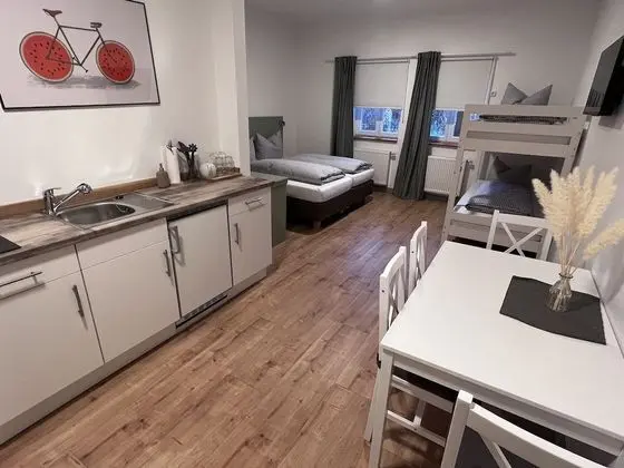 Family Tek Büyük veya İki Ayrı Yataklı Oda