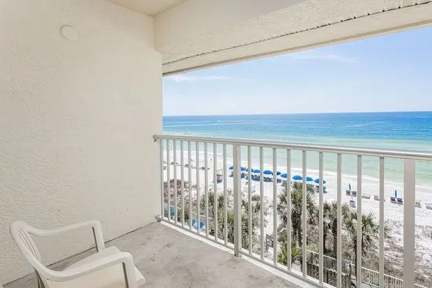 Three Queen Suite, Kitchenette with Gulf View