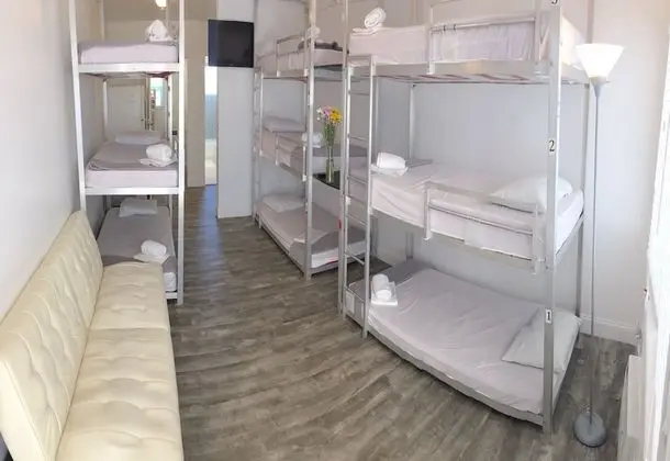 Ortak Ranzalı Oda (9 Bed Mixed)