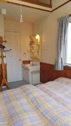 İki Ayrı Yataklı Oda (Extra Room Provided for 3-4 Guests)