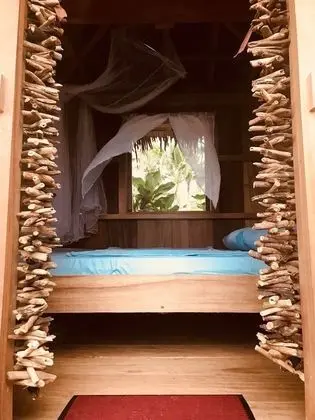 Traditional Ağaç Ev, Ortak Banyo (Kayuteng)