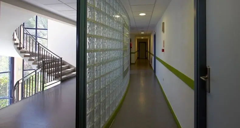 Tek Büyük Yataklı Oda, Ortak Banyo