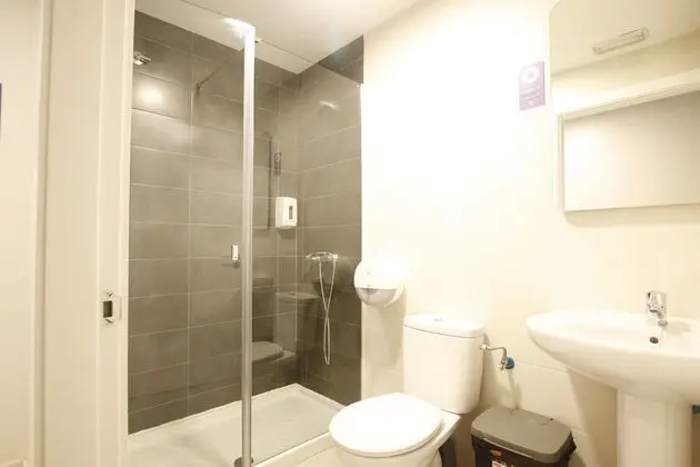 Standard Ortak Ranzalı Oda, Karma Ranzalı Oda (Baño privado)