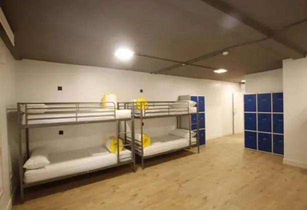 Standard Ortak Ranzalı Oda, Sadece kadınlar için (Baño privado)