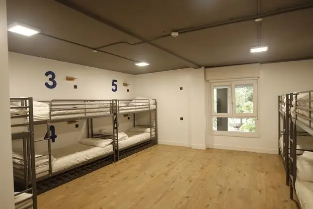 Standard Ortak Ranzalı Oda, Sadece kadınlar için (Baño privado)