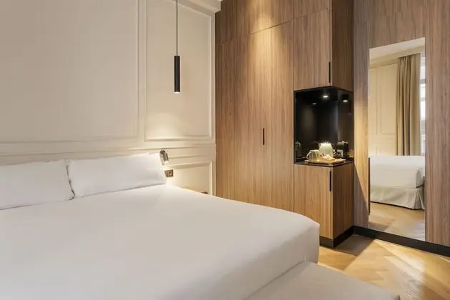 Premium Tek Büyük veya İki Ayrı Yataklı Oda