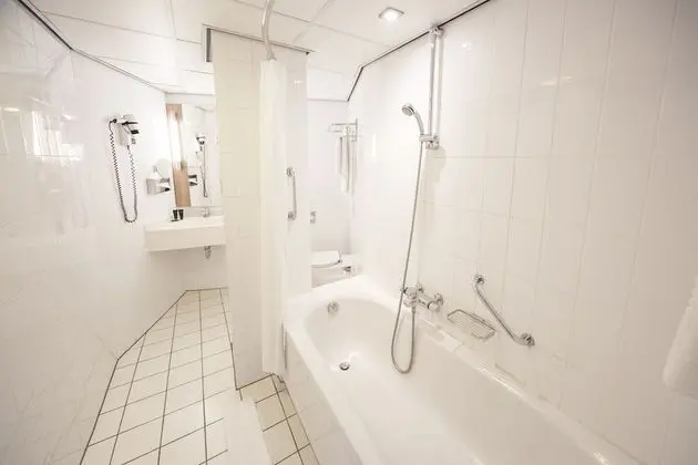 Luxury Tek Büyük Yataklı Oda