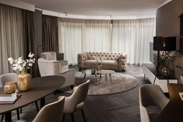 Luxury Tek Büyük Yataklı Oda