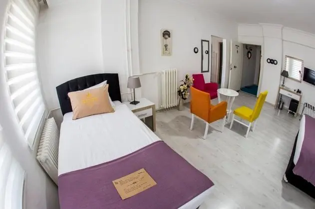 Triple, Şehir Manzaralı