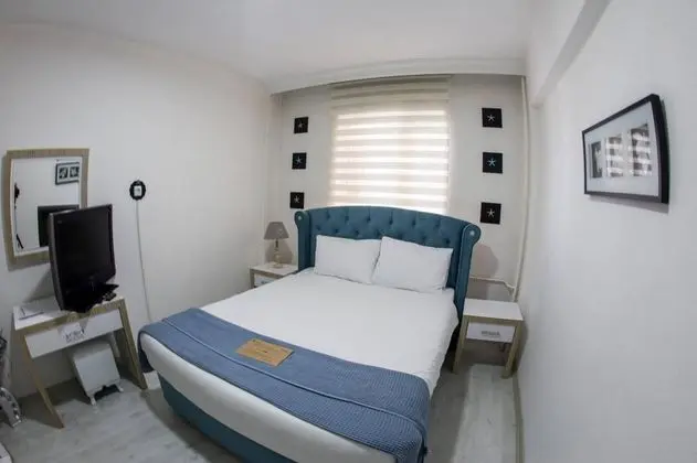 Triple, Şehir Manzaralı