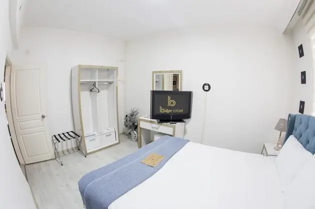 Triple, Şehir Manzaralı